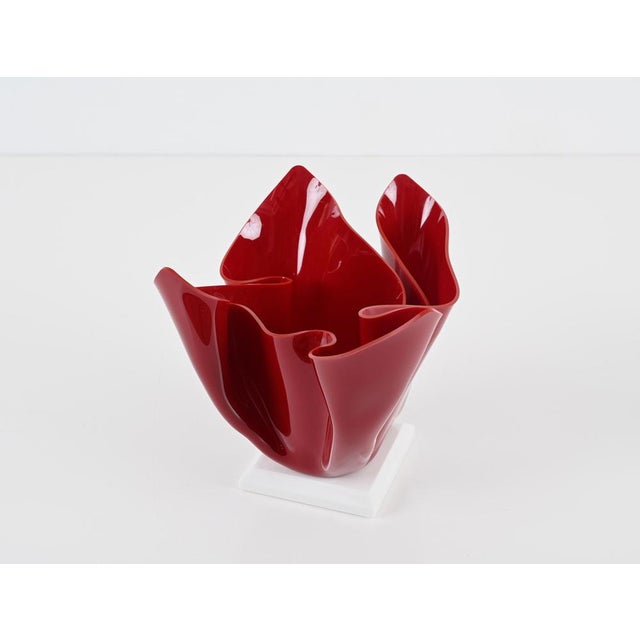 Mid-Century Italian Burgundy Acrylic Glass Napkin Centerpiece, 1980s For Sale - Image 6 of 16
