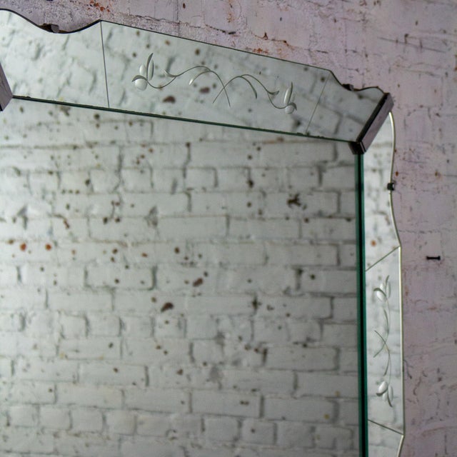 Silver 1930-1950’s Art Deco Large Wall Mirror Rectangular W/Curved Sides & Etched Venetian Glass For Sale - Image 8 of 18