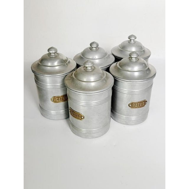 Provincial French Aluminium Kitchen Canisters, 1950s, Set of 6 For Sale - Image 15 of 17