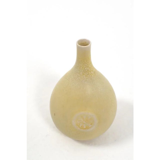 Ceramic Small Vase by Sven Wejsfelt for Gustavsberg, 1981 For Sale - Image 7 of 8