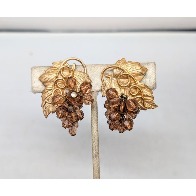 Mid-Century Modern Vintage 1960s Signed Napier Goldtone Faux-Topaz Grape Cluster Dangle Clip Earrings-2 Pieces For Sale - Image 3 of 9