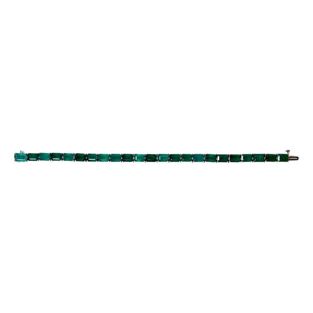 24 Carat Natural Emerald Tennis Bracelet, 14 Karat White Gold, 21.6gm, 7 Inch For Sale