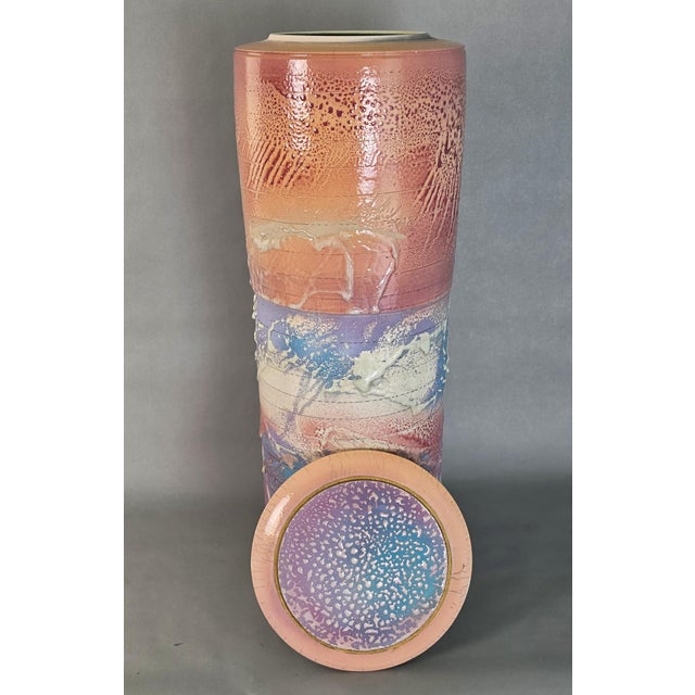 Monumental 25" Steven Forbes-deSoule Ceramic Lidded Urn Vase 1988 For Sale - Image 9 of 16