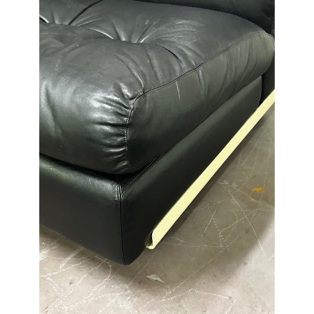 Circa 1970 Original Black Leather Amanta Lounge Chairs by Mario Bellini for C&b Italia For Sale - Image 15 of 18
