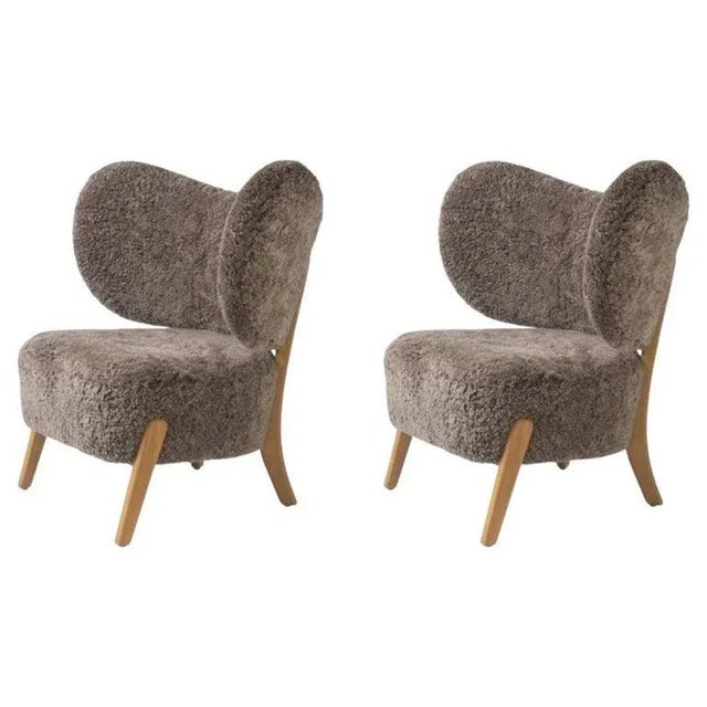 Set of 2 sahara sheepskin tmbo lounge chairs by mazo design dimensions: w 90 x d 68.5 x h 87 cm materials: oak, sheepskin....