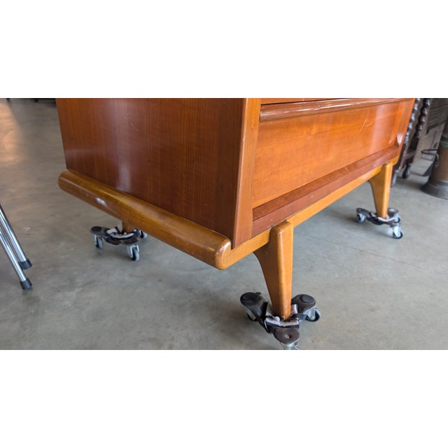 Mid-Century Modern 1950s Cherry Mid Century Dresser For Sale - Image 3 of 17