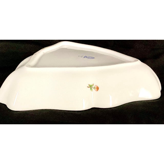 Herend Queen Victoria Triangle Dish For Sale In Tampa - Image 6 of 7