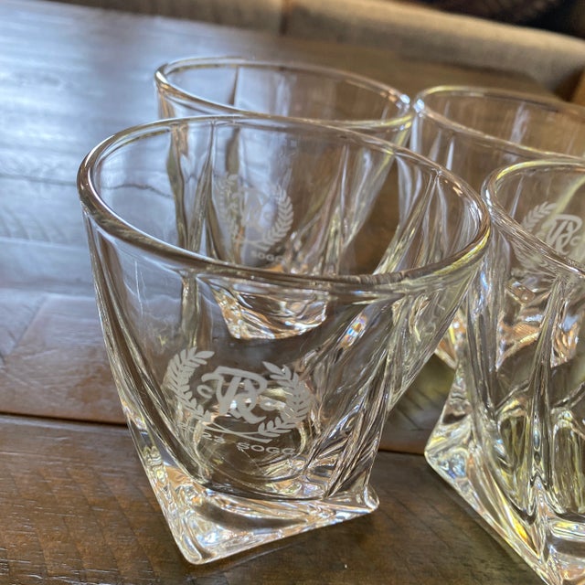 Glass Mid 20th Century Sons of Grant Royal Vintage Crystal Cut Whiskey Decanter & 4 Glass Tumbler Set | 5-Piece Barware For Sale - Image 7 of 10