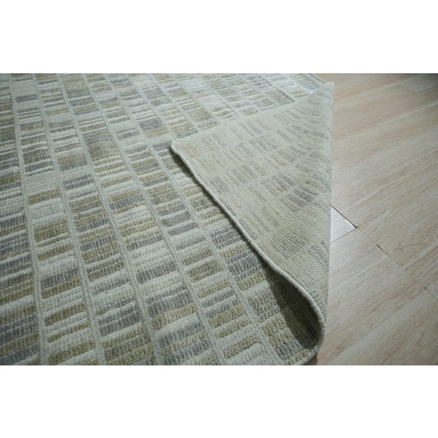 2020s 4x6 Freya Timeless Ivory Geometric Modern Hand Knotted Wool Carpet Rug For Sale - Image 5 of 6