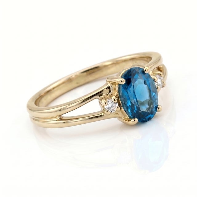 Contemporary Royal Swiss Blue Topaz Ring - Wedding Engagement Ring Us 7 For Sale - Image 3 of 4