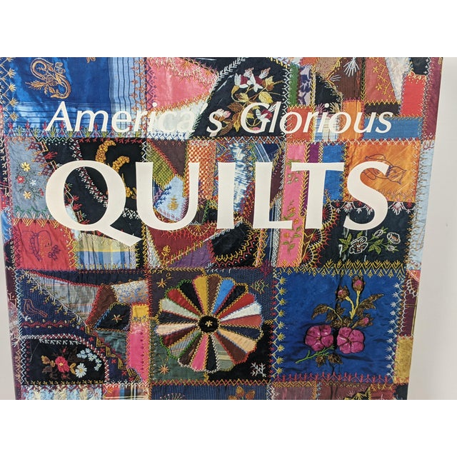 Late 20th Century 1987 America's Glorious Quilts Oversized Vintage Hardcover Coffee Table Book For Sale - Image 5 of 12