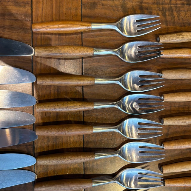 Dansk Wood Accent Flatware – Jens Quistgaard De, 1970s – Teak & Stainless (92-Piece Set) For Sale In Cleveland - Image 6 of 7