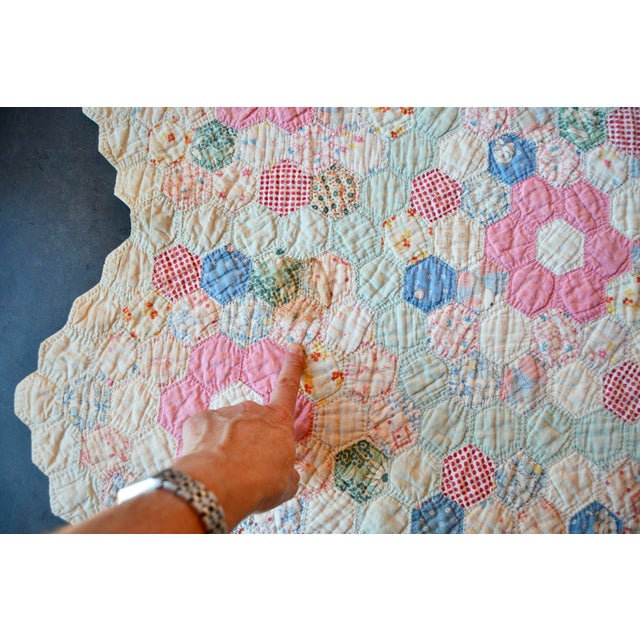 Early 20th Century Grandmother’s Flower Garden Quilt For Sale - Image 10 of 13