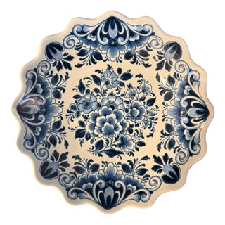 Late 20th Century Royal Delft Blue and White Hand Painted Scalloped Bowl For Sale