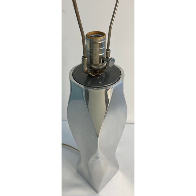 Metal Vintage Mid-Century Modern Sculptural Chrome Table Lamp Space Age Design For Sale - Image 7 of 8
