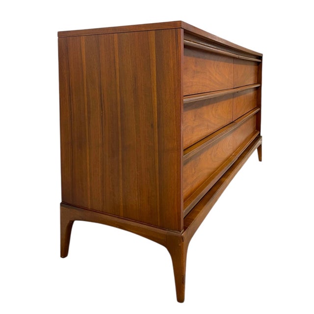 Vintage Mid Century Modern Solid Walnut Credenza Dovetail Drawers. For Sale In Seattle - Image 6 of 11