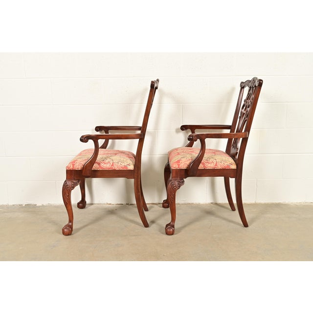 Ethan Allen Chippendale Carved Mahogany Armchairs or Dining Captain Chairs, Pair For Sale - Image 10 of 14