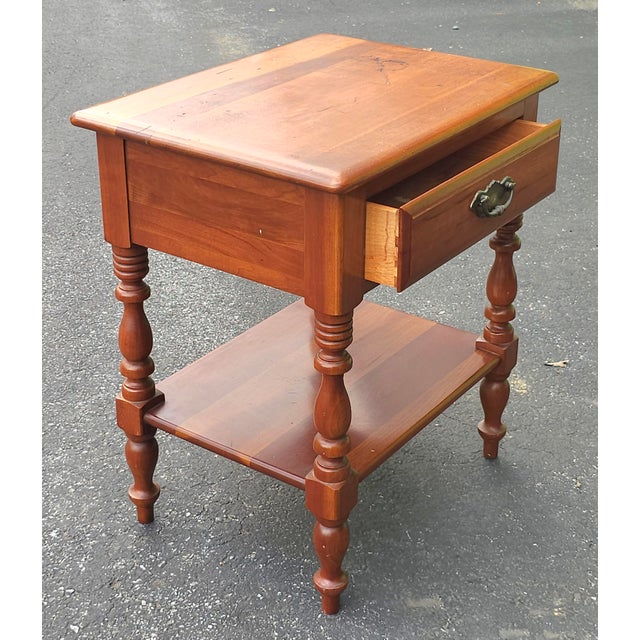 Mid 20th Century Mid Century Jamestown Furniture Maple Two Tier Single Drawer Side Table Nightstand For Sale - Image 5 of 10