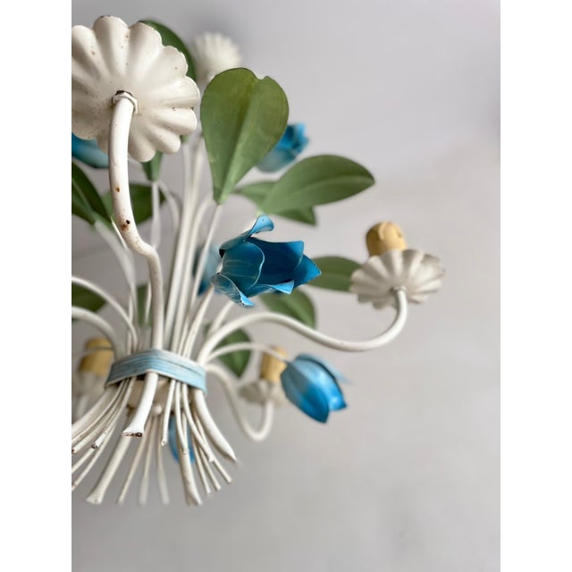 Blue French Blue Tole Tulip 5-Light Chandelier, 1960s For Sale - Image 8 of 18