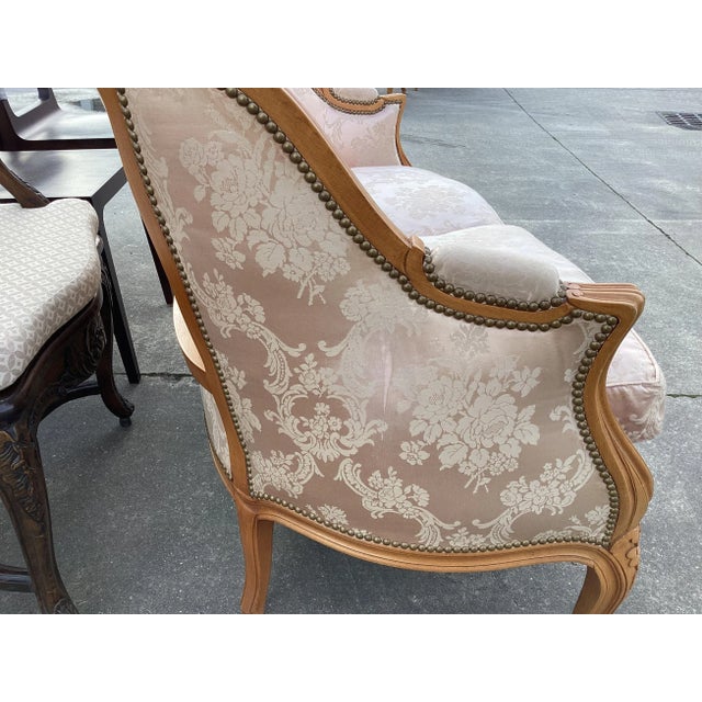 Light Pink Classic French Settee W/ Pink Silk Upholstery For Sale - Image 8 of 11