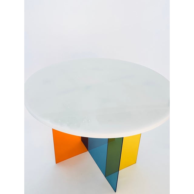 Mid-Century Modern “Aurora Table” Sophisticated Resin and Acrylic Entry or Stairwell Table For Sale - Image 3 of 5