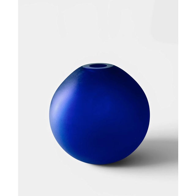 Blue Murano Glass Ball Vase from Cenedese Vetri, 1980s For Sale - Image 3 of 5