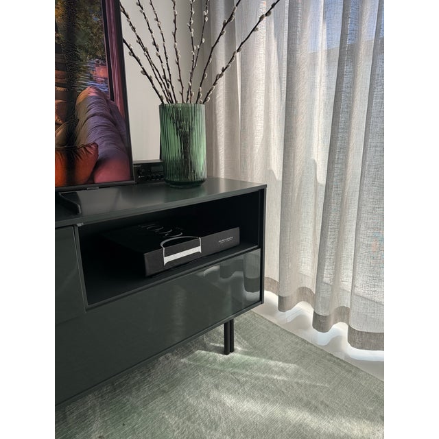 2020s Large “Décor Usa” Design Year Book – Oversized Coffee Table Book Featuring Elena Tushina Project For Sale - Image 5 of 9