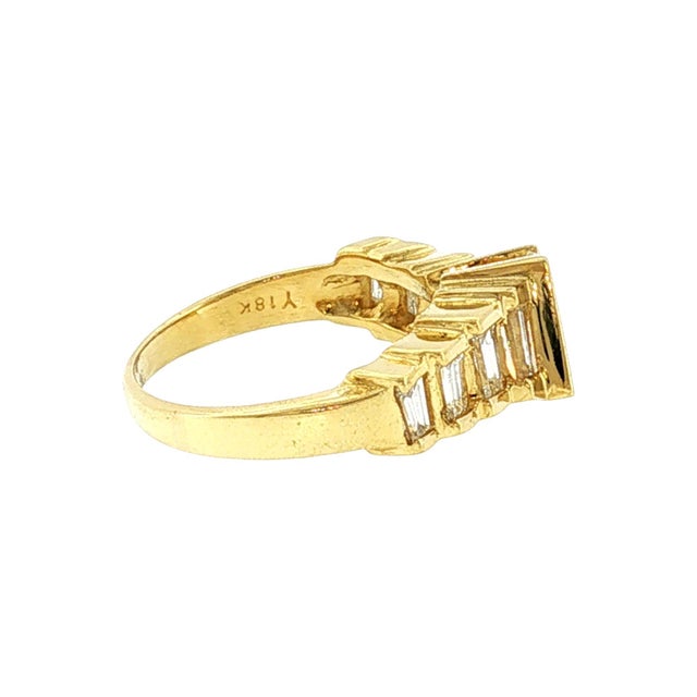 Contemporary Late 20th-Century 18k Yellow Gold 1 Carat Emerald Cut Contemporary Ring For Sale - Image 3 of 4