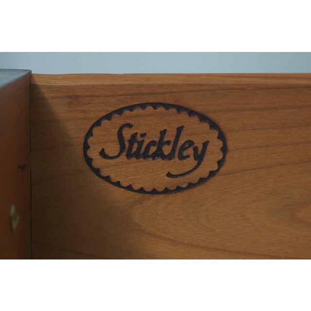 Stickley Colonial Williamsburg Mahogany Chest Nightstand For Sale - Image 16 of 18