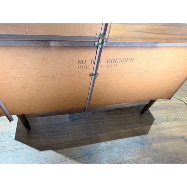 Vintage Mid-Century Modern Walnut 6-Drawer Dresser With Mirror For Sale - Image 6 of 11