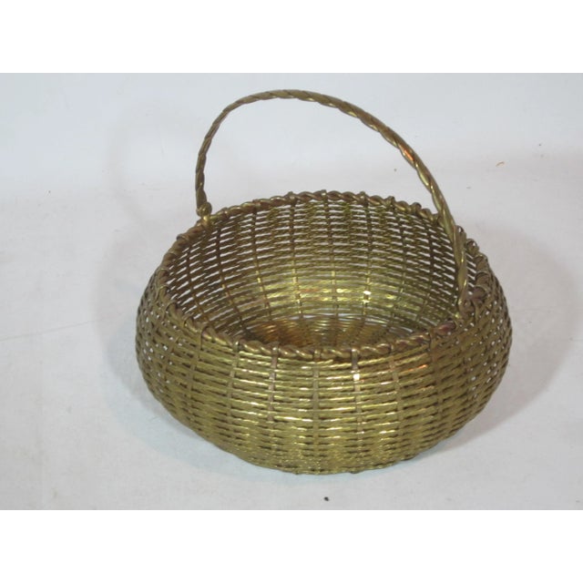 Farmhouse Vintage Round Woven Brass Basket For Sale - Image 3 of 7
