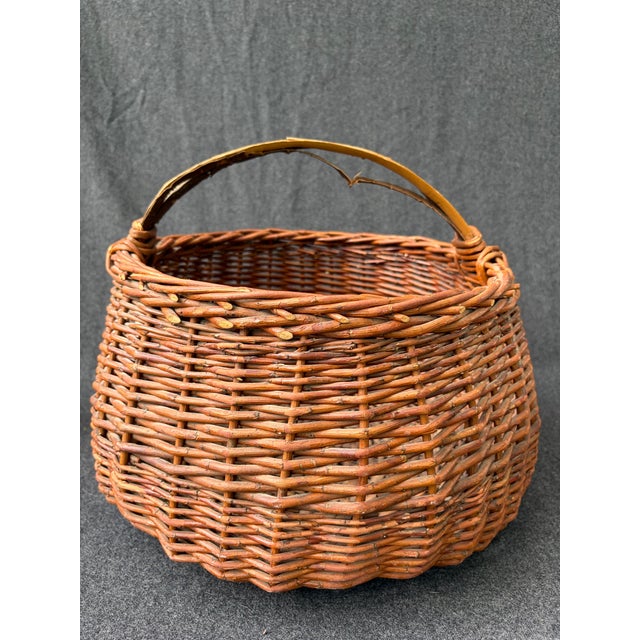 Large Antique Hand Woven Willow Gathering Basket Branch Handle For Sale - Image 16 of 17
