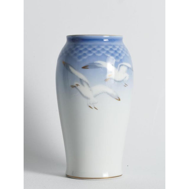 Vintage Porcelain Seagull Model 678 Vase from Bing & Gröndahl, Denmark, 1970s For Sale - Image 10 of 18