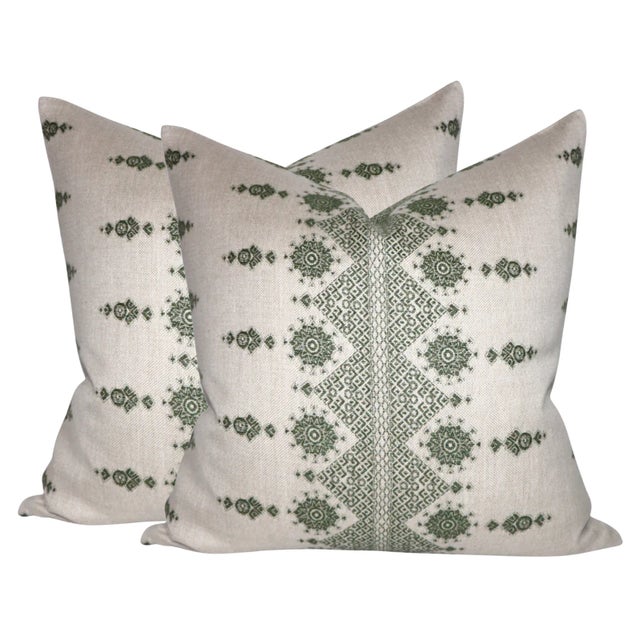 ⭐️ Ships Within 2 Days On the Front: Carmania Woven Fabric On the Back: Natural Ivory Linen or Performance Fabric Indoor /...