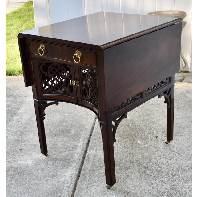 Traditional Vtg. Century Regency Style Mahogany Pembroke Drop Leaf Side Table For Sale - Image 3 of 5