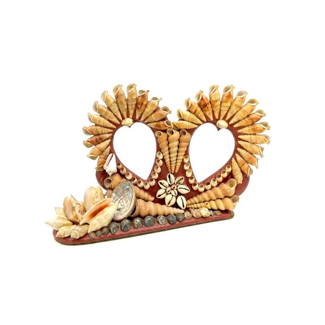 Vintage 1950s Morro Bay Sailors Valentine Double Shellwork Heart Frame For Sale - Image 4 of 4