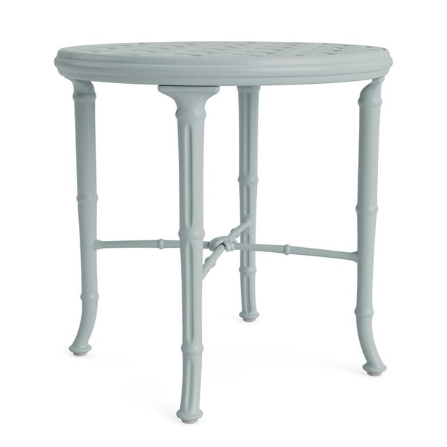 Brown Jordan Calcutta 20" Round Cast Top Occasional Table in Harbor For Sale