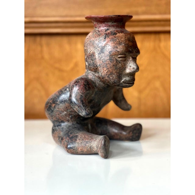 Traditional Ceramic Pre-Columbian Colima Hunchback Figure Vessel For Sale - Image 3 of 12