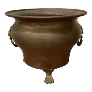 Early 20th Century Hand-Hammered Brass Jardiniere with Lion Heads