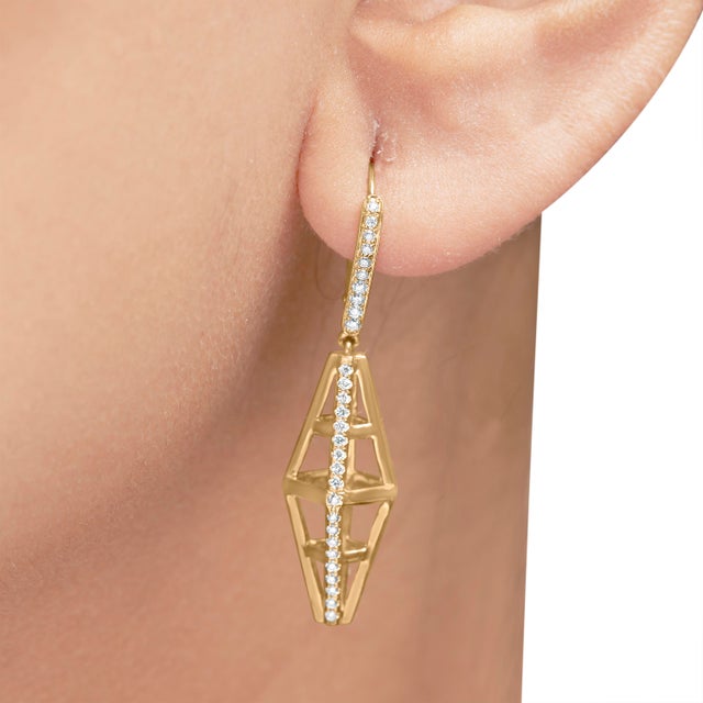 Haus of Brilliance 14K Yellow Gold 5/8 Cttw Diamond Geometrical Pillar Drop and Dangle Earrings (G-H Color, SI1-SI2 Clarity) For Sale - Image 4 of 5
