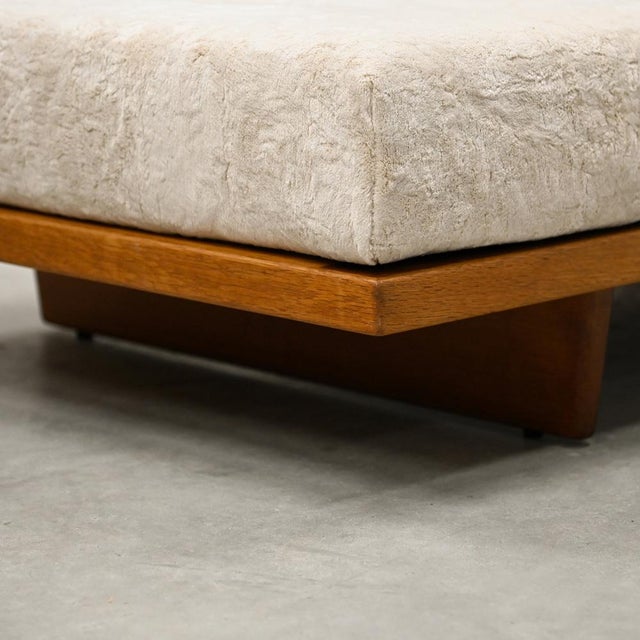 Daybed in Oak and Almond Colored Fabric by Børge Mogensen for Fredericia Stolefabrik For Sale - Image 12 of 14