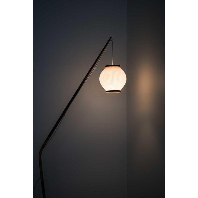 Metal Fishing Pole Floor Lamp in Brass with Steel and Teak by Svend Aage Holm Sørensen, 1950s For Sale - Image 7 of 12