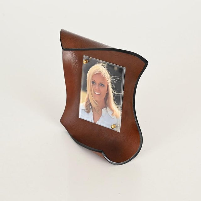 Mid-Century Italian Curved Leather Picture Frame by Adnet, Italy, 1970s For Sale - Image 4 of 15