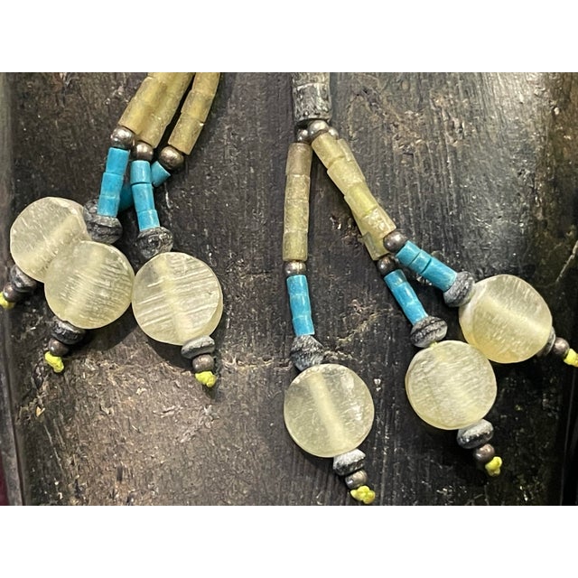 Native American Ealry 20th Century Pair of Native American Style Heishi Earrings, Early Unmarked Handmade Item. For Sale - Image 3 of 6