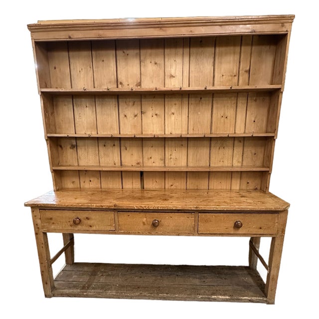 Late 19th Century Pine 2 Piece Hutch For Sale