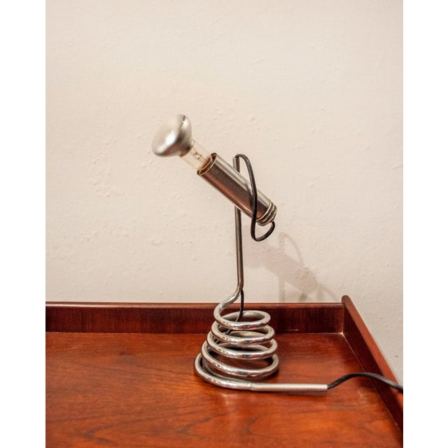 - Table lamp with chrome and brass spring - Italian Production - 1970s European Plug (up to 250V).The wiring of this item...