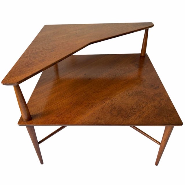 1950s Vintage Mid-Century Tiered End Corner Table by Heritage Henredon, Walnut For Sale - Image 5 of 11