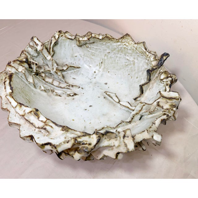 Brown 1980s Large Contemporary Koike Shoko Japanese Studio Art Brutalist Pottery Bowl Vase For Sale - Image 8 of 18