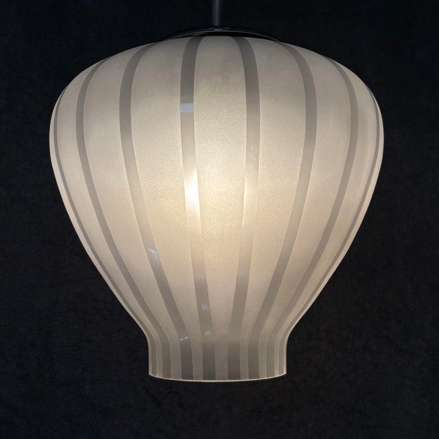 Swedish Modern Onion Pendant Lamp by Harald Notini for Böhlmarks, 1930s For Sale - Image 3 of 13
