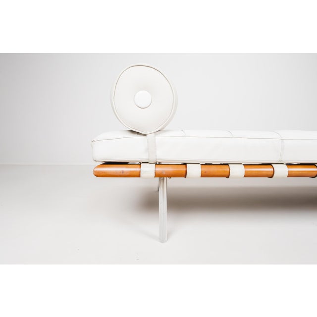 Wood Barcelona Daybed by Ludwig Mies van der Rohe for Knoll, 1980s For Sale - Image 7 of 18
